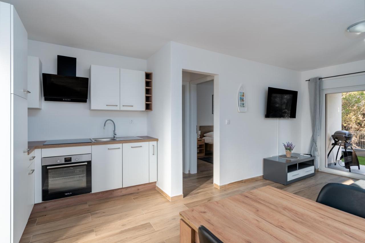 Number One Apartments Vir Zewnętrze zdjęcie